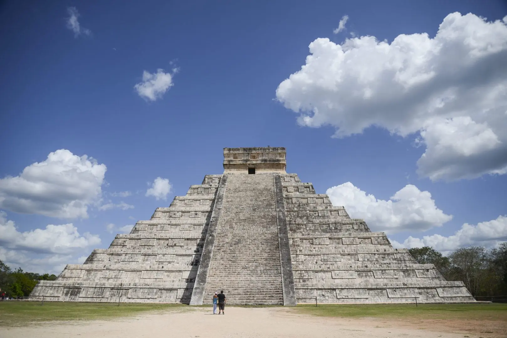 Tour compartido: Chichén Itzá y Hacienda Exclusiva con Cenote y Valladolid Tour